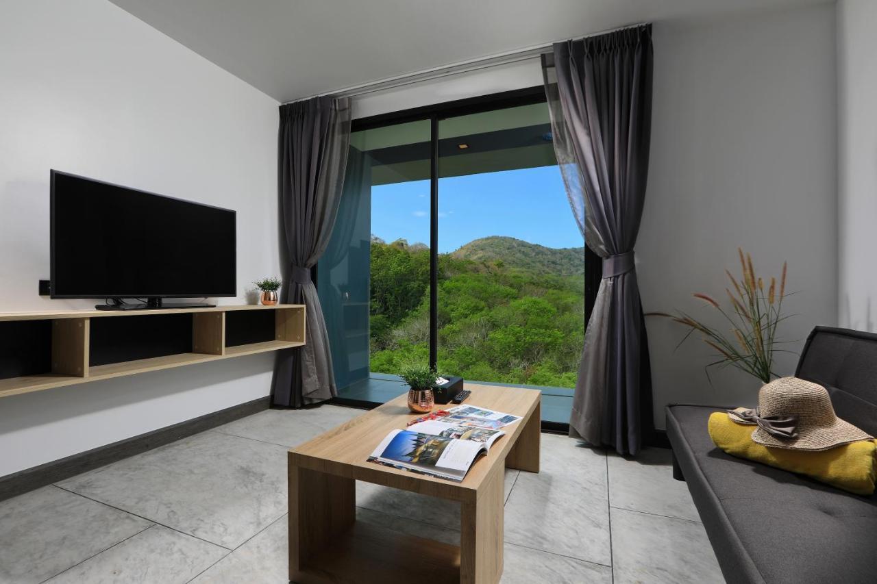 Utopia Naiharn Nai Harn Exterior foto